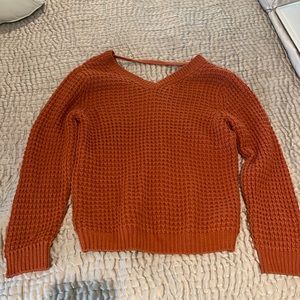 Orange/brown v-neck front and back sweater